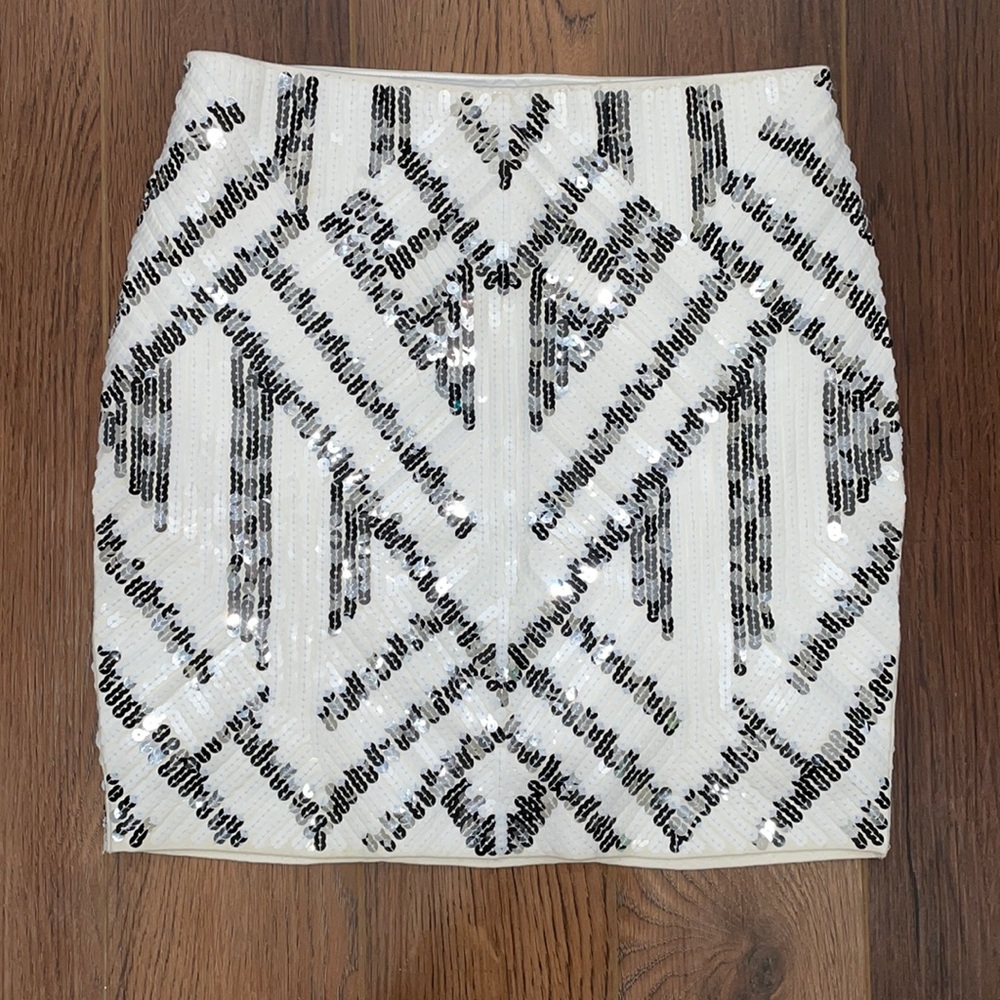 Express iridescent black,white&silver sequin skirt